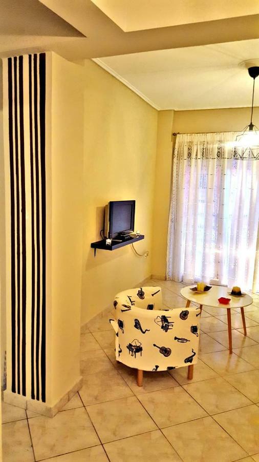 Cozy And Minimal Apartment ピレウス エクステリア 写真